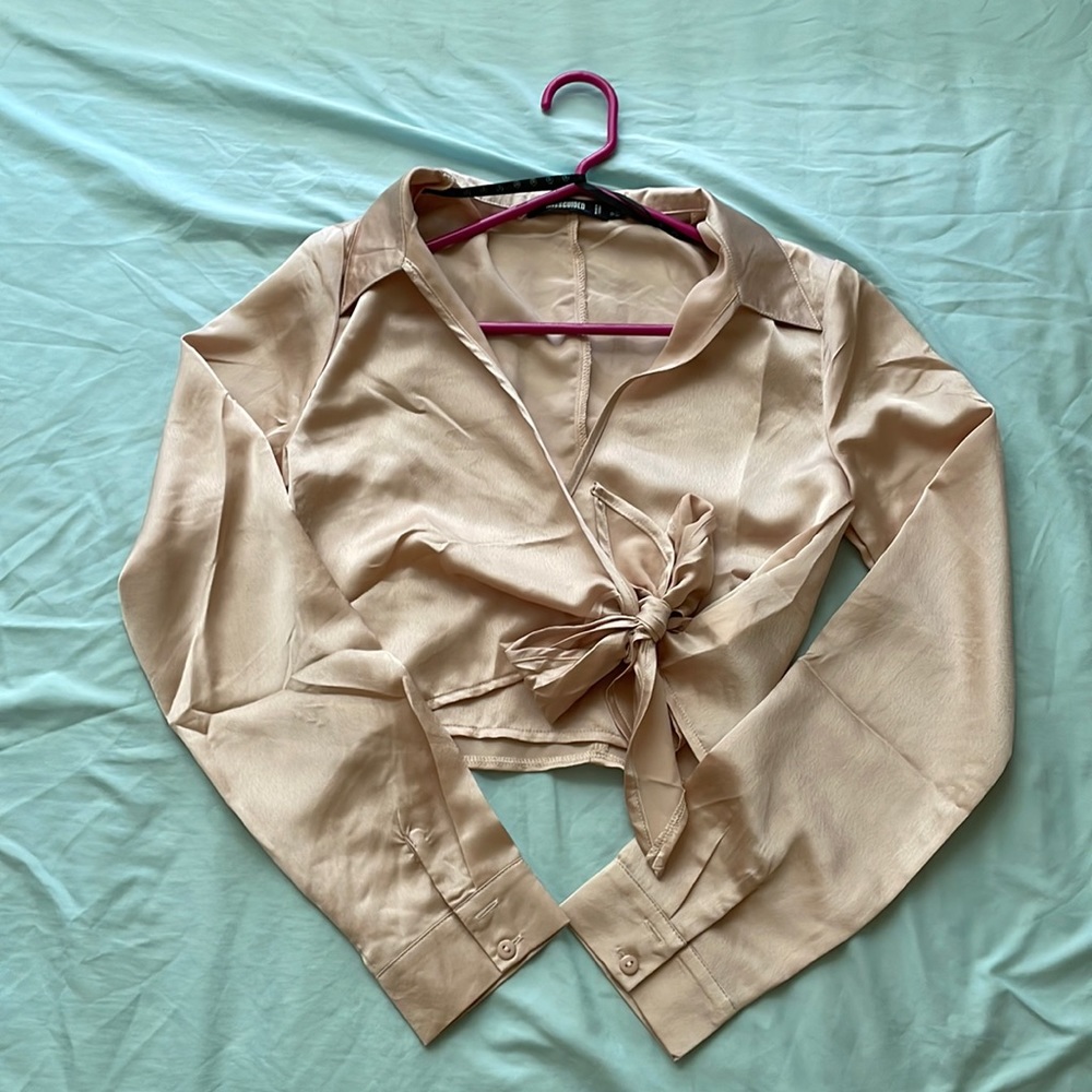Missguided Pink Cropped Satin Blouse